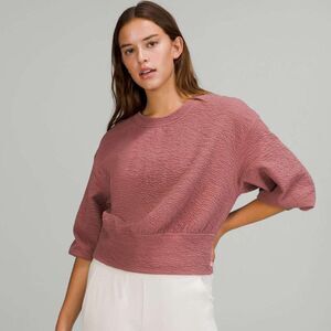 Lululemon Size 2 Textured Crewneck Pullover Spiced Chai Pink Cropped 3/4 Sleeve